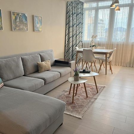 Grand New Bazaar Apartment Tirana Buitenkant foto