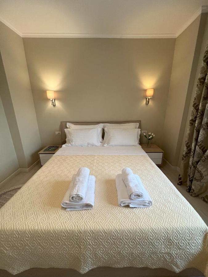 Grand New Bazaar Apartment Tirana Buitenkant foto