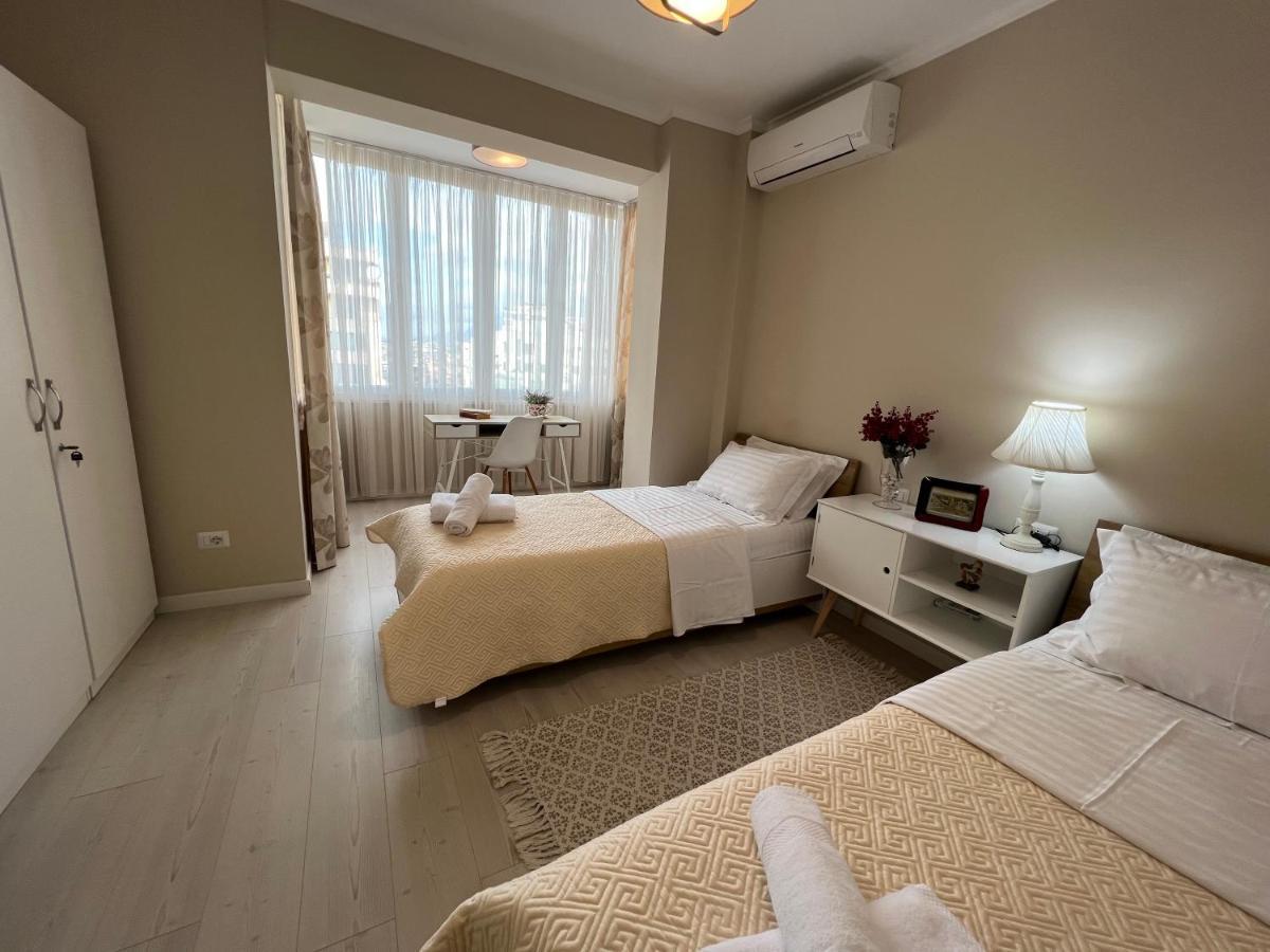 Grand New Bazaar Apartment Tirana Buitenkant foto