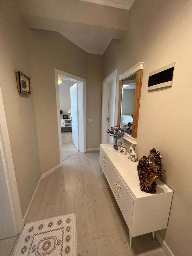 Grand New Bazaar Apartment Tirana Buitenkant foto