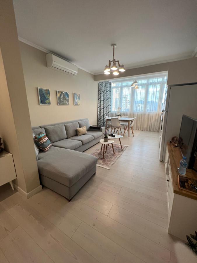 Grand New Bazaar Apartment Tirana Buitenkant foto