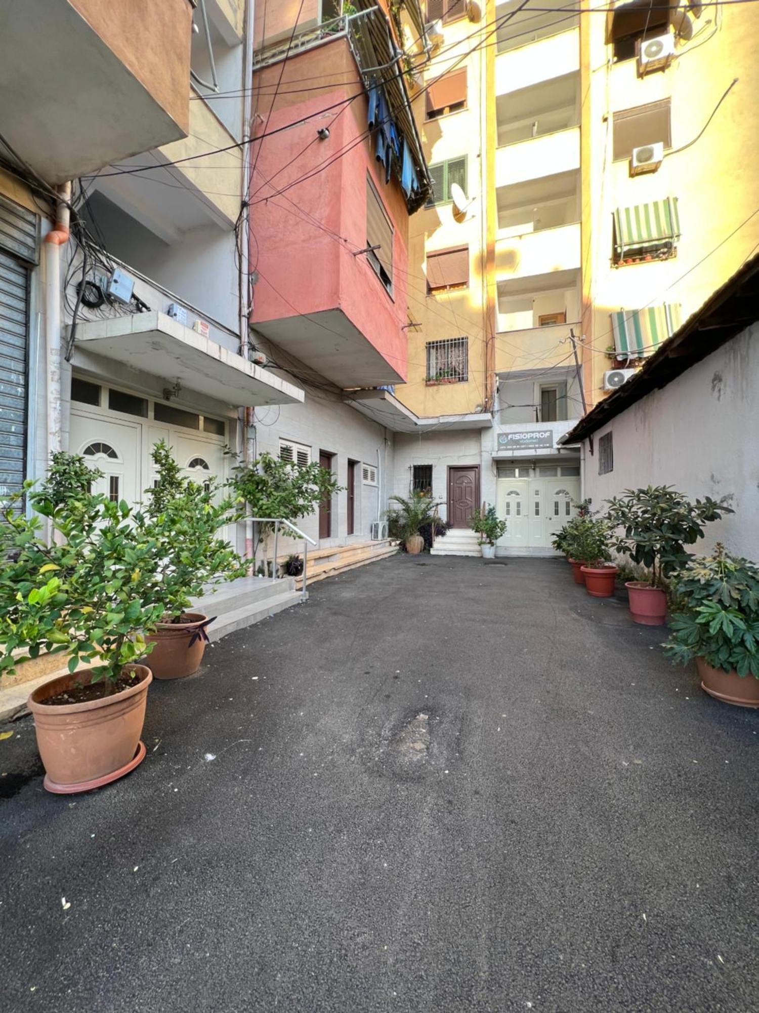 Grand New Bazaar Apartment Tirana Buitenkant foto